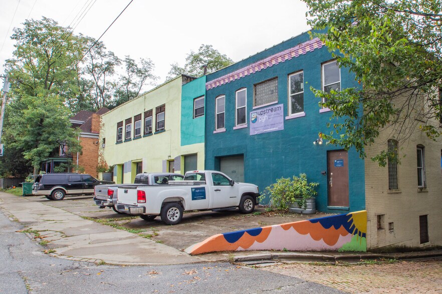 321 Pennwood Ave, Pittsburgh, PA à louer - Photo du bâtiment - Image 1 de 4