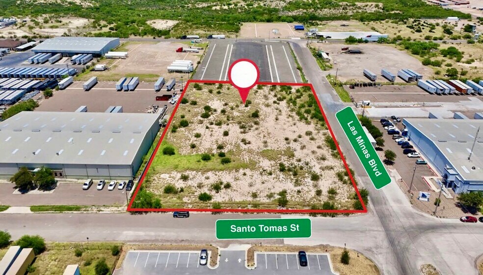 1022 Santo Tomas St, Laredo, TX for sale - Building Photo - Image 1 of 11