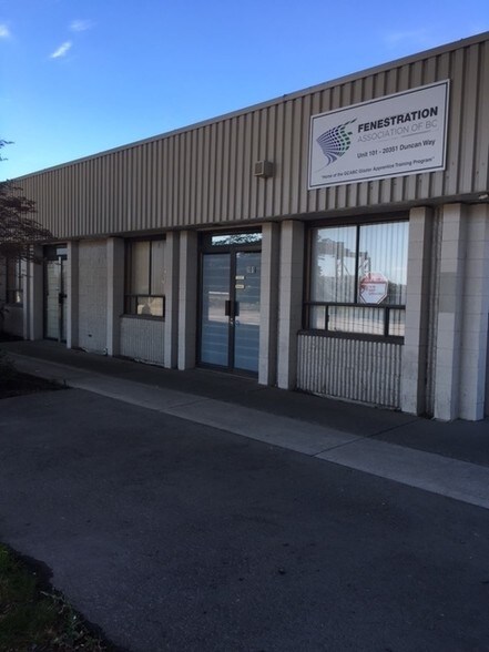 20351 Duncan Way, Langley, BC à vendre - Photo du bâtiment - Image 1 de 1