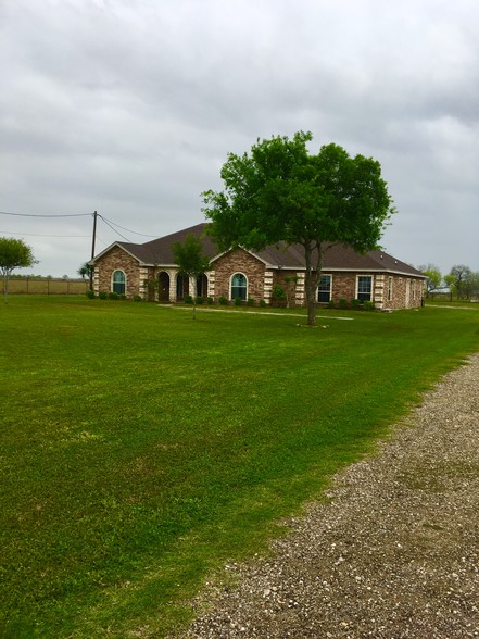 Pawnee Tx, Beeville, TX à vendre - Photo du b timent - Image 1 de 1