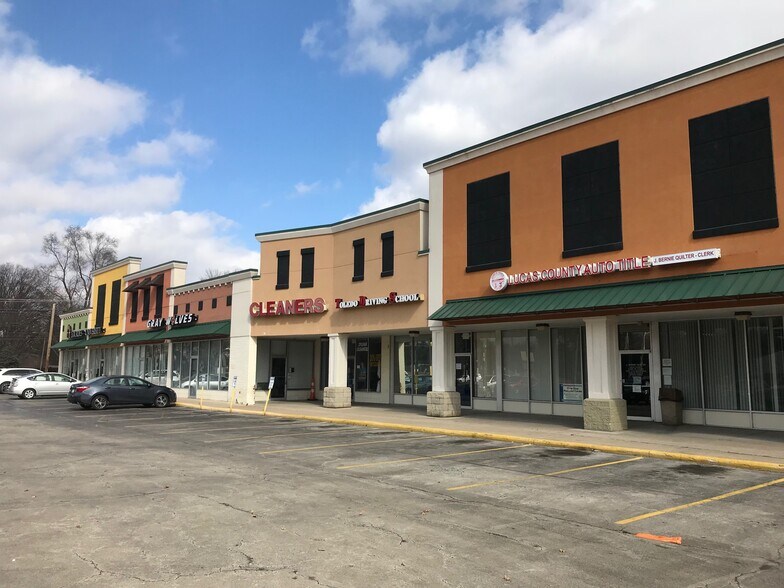 4900 N Mccord Rd, Sylvania, OH à louer - Photo du bâtiment - Image 2 de 7