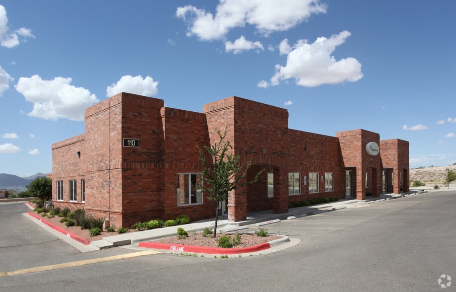 110 Mesa Park Dr, El Paso, TX for lease - Primary Photo - Image 1 of 4