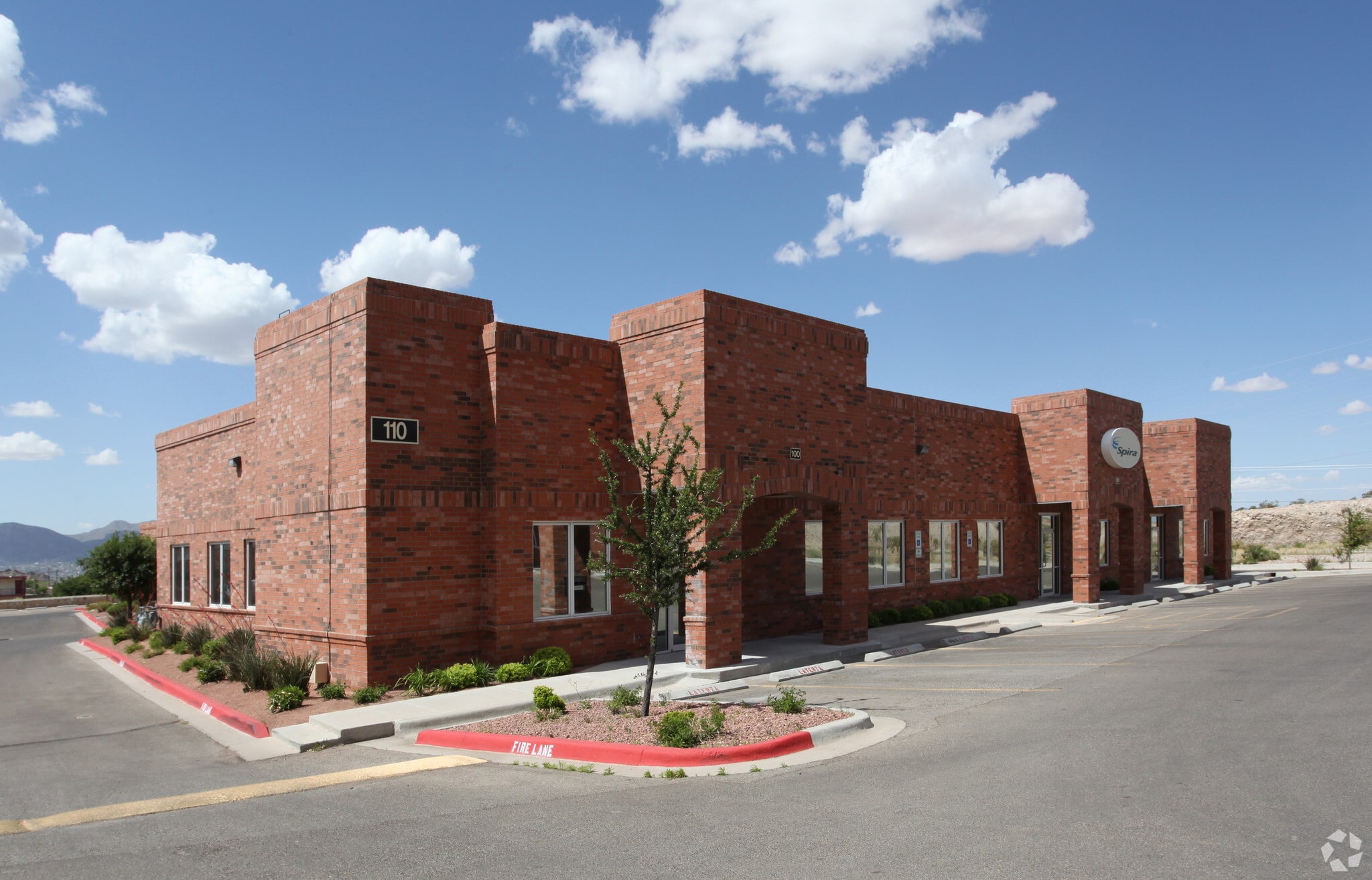 110 Mesa Park Dr, El Paso, TX for lease Primary Photo- Image 1 of 5