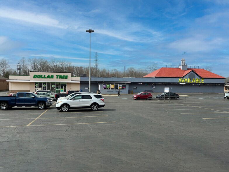 806-812 Shoppers Ln, Kalamazoo, MI à louer - Photo du bâtiment - Image 2 de 6