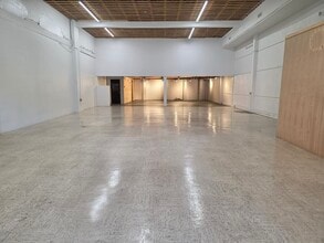 1219 Sam Houston Ave, Huntsville, TX for lease Interior Photo- Image 2 of 8