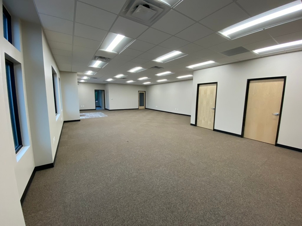 1625 Williams Dr, Georgetown, TX for lease Interior Photo- Image 1 of 4