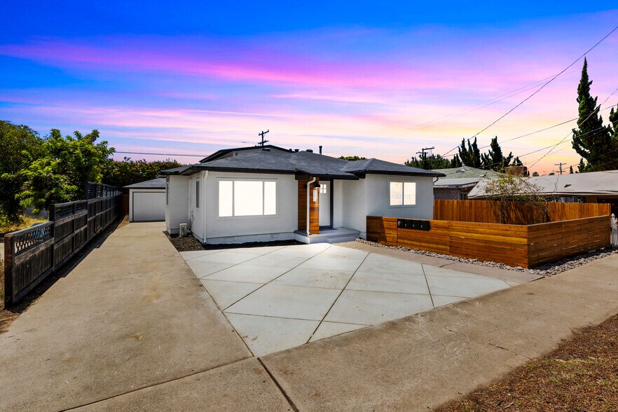 540 F St, Chula Vista, CA à vendre - Photo du bâtiment - Image 1 de 36