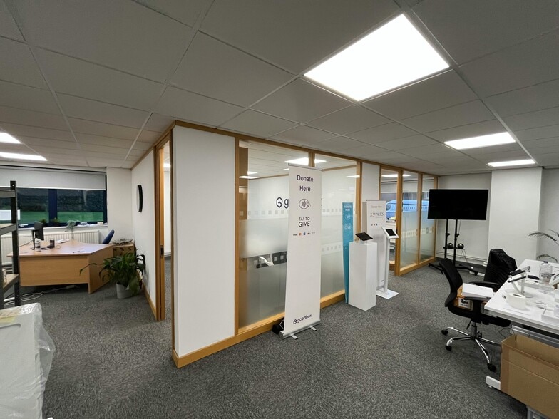 Pacific Rd, Altrincham for lease - Building Photo - Image 2 of 6