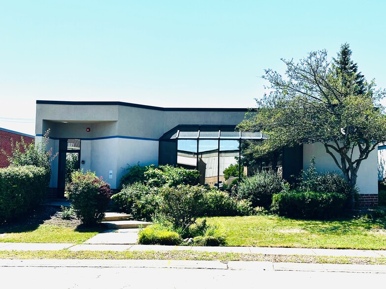 1221 Jarvis Ave, Elk Grove Village, IL for sale - Primary Photo - Image 3 of 7