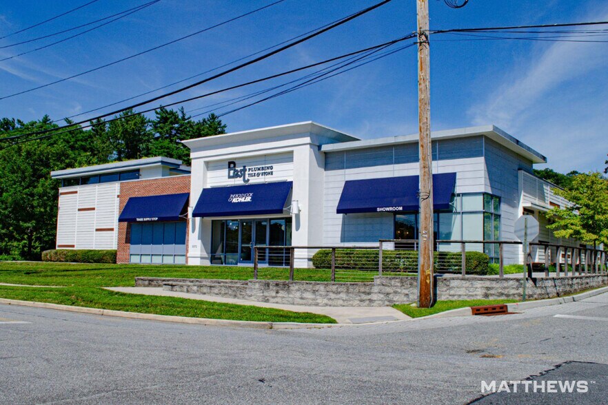 3372 Old Crompond Rd, Yorktown Heights, NY à vendre - Photo du bâtiment - Image 2 de 3