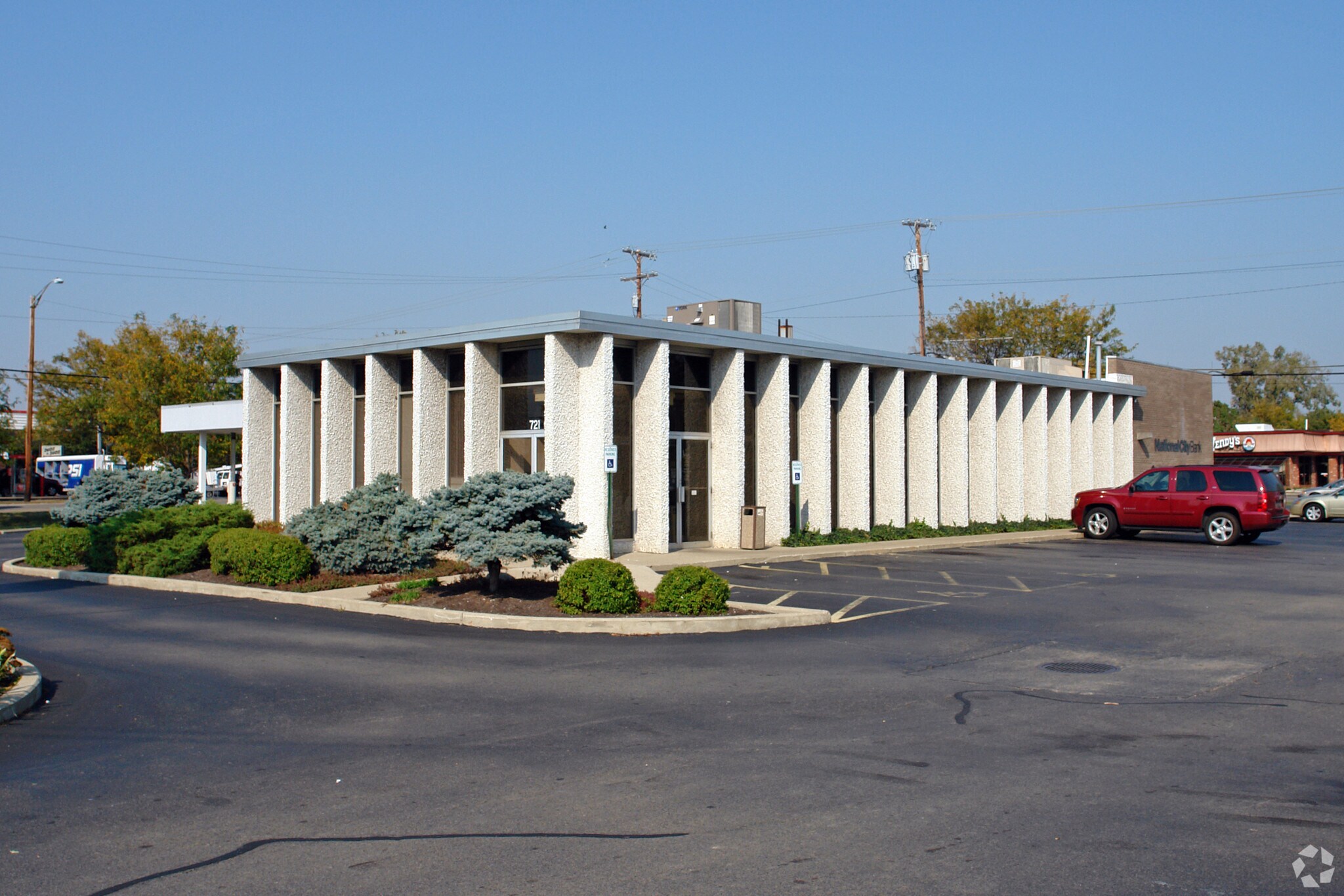 721 E Dixie Dr, Dayton, OH à louer Photo du bâtiment- Image 1 de 12