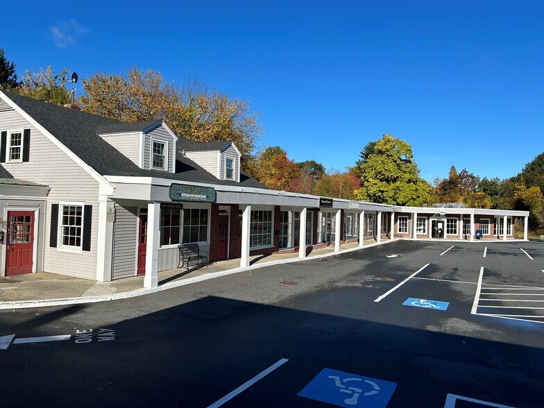 586-592 Main St, Lynnfield, MA à louer - Photo du bâtiment - Image 3 de 4