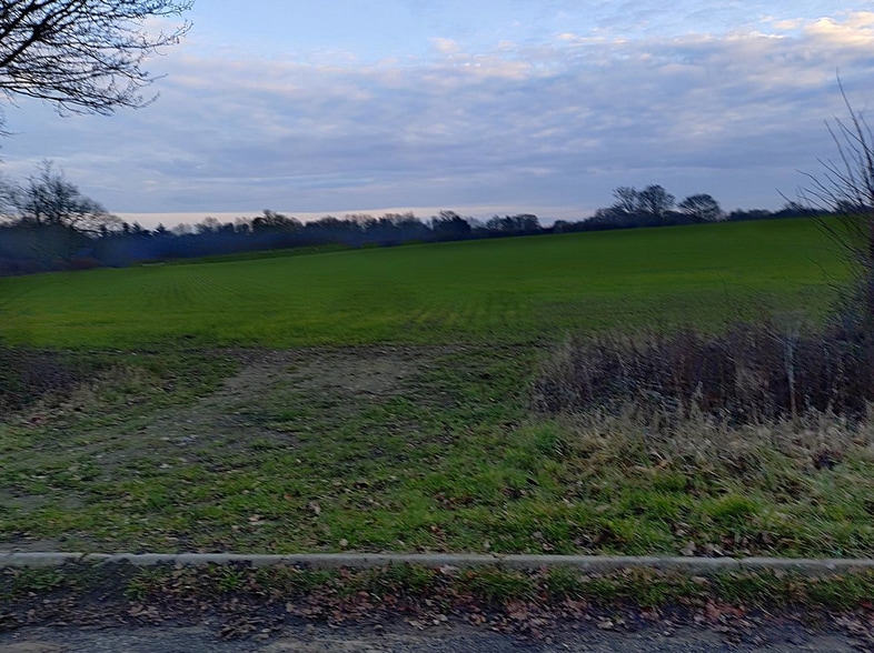 Mather Ln, Needham for sale - Other - Image 2 of 3