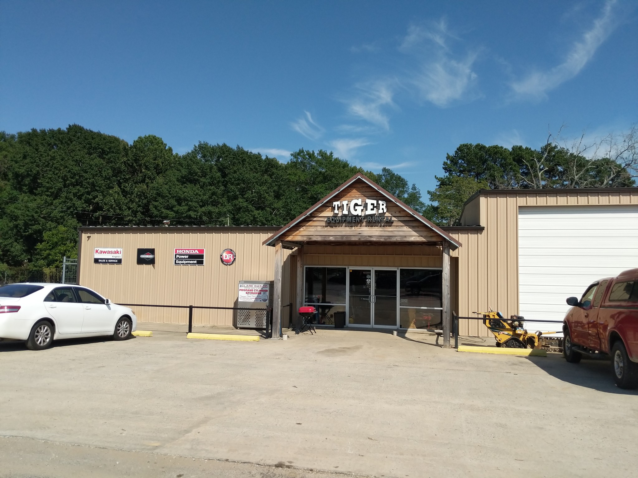 610-612 Us-31 Hwy N, Hartselle, AL for sale Building Photo- Image 1 of 1