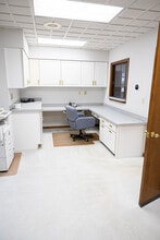 6373 Kittyhawk Commons Blvd, Dayton, OH for lease Interior Photo- Image 1 of 9