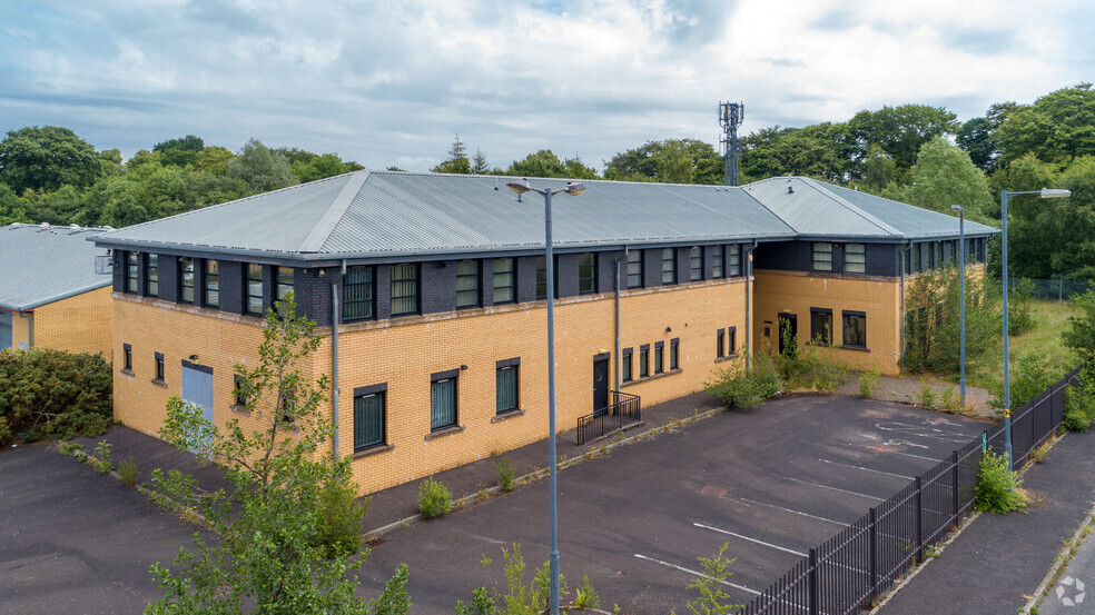 31 Ardencraig Pl, Glasgow for sale - Primary Photo - Image 1 of 1