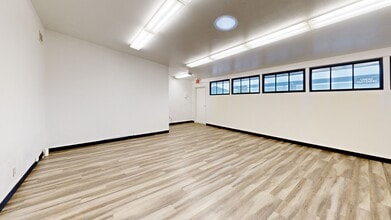 7500 14th Ave, Sacramento, CA for lease Matterport 3D Scan- Image 1 of 7