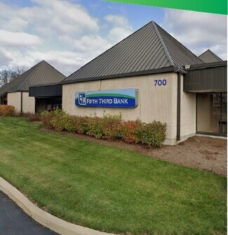 Plus de détails pour 700 S Randall Rd, St Charles, IL - Commerce de détail à louer