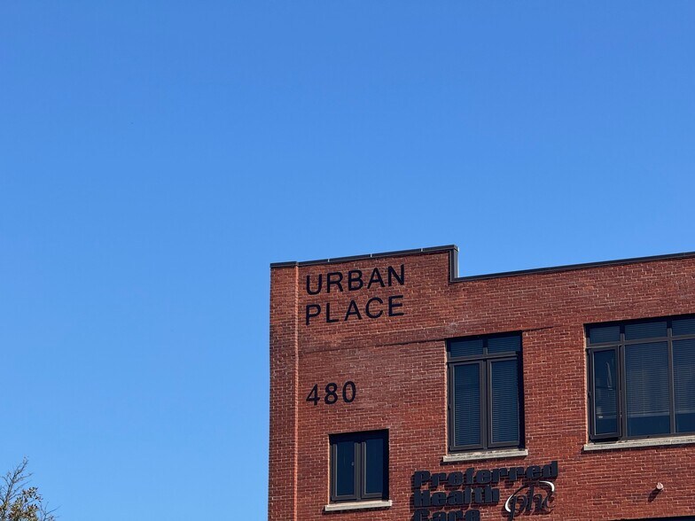 480 New Holland Ave, Lancaster, PA à louer - Photo du bâtiment - Image 2 de 3