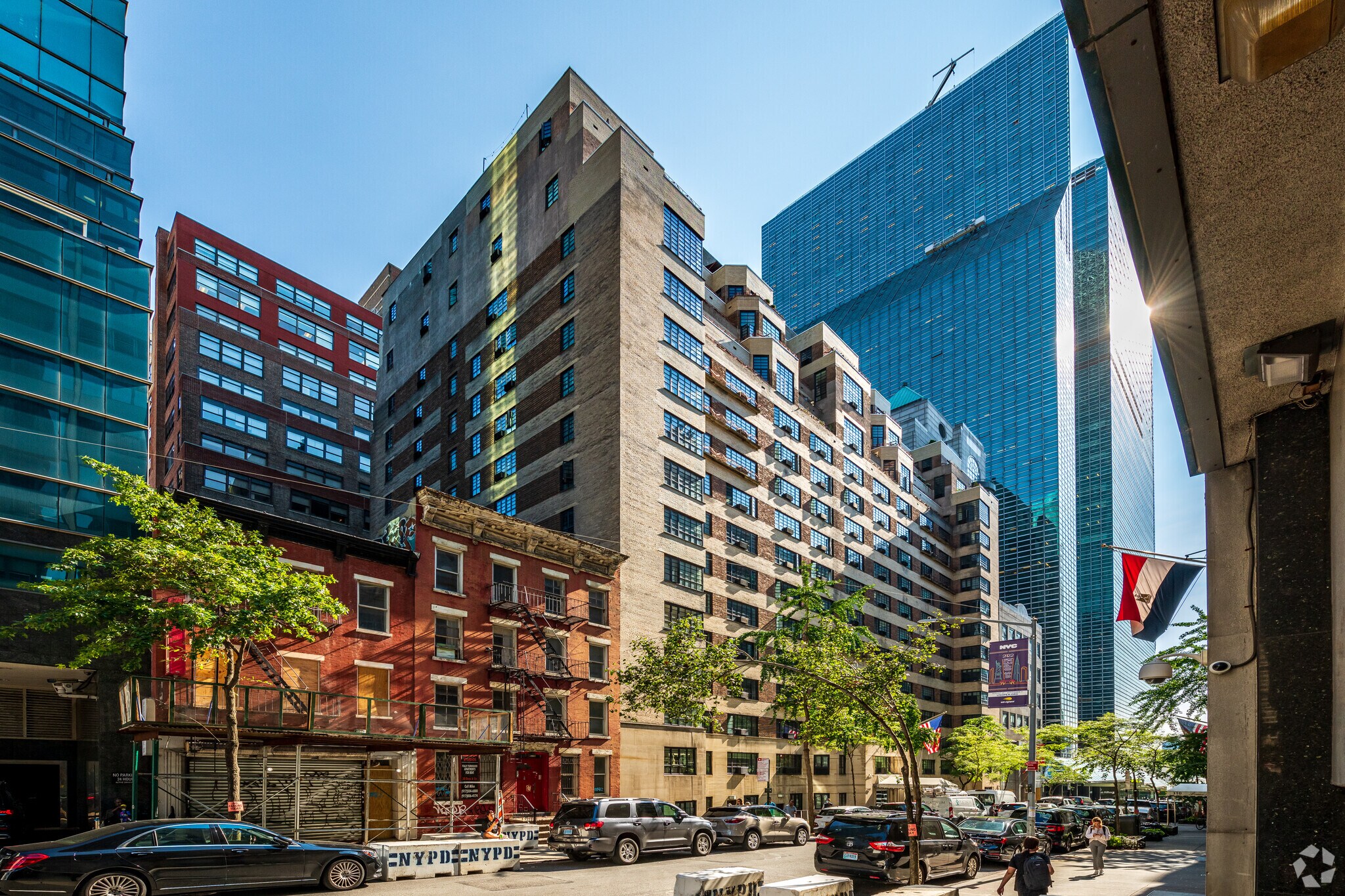 310 E 44th St, New York, NY for lease Primary Photo- Image 1 of 14
