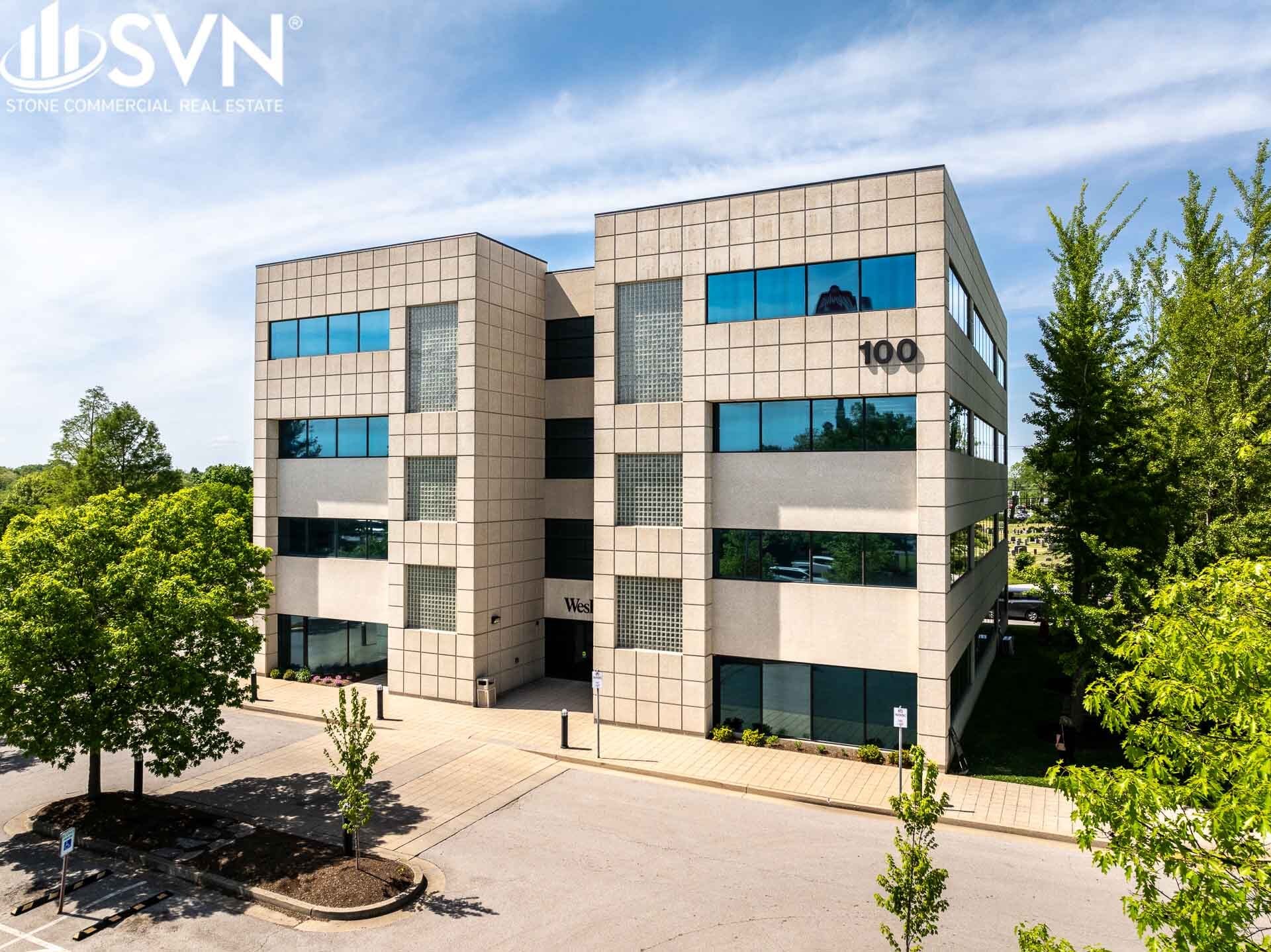 100 United Bank Sq, Georgetown, KY for lease Primary Photo- Image 1 of 11