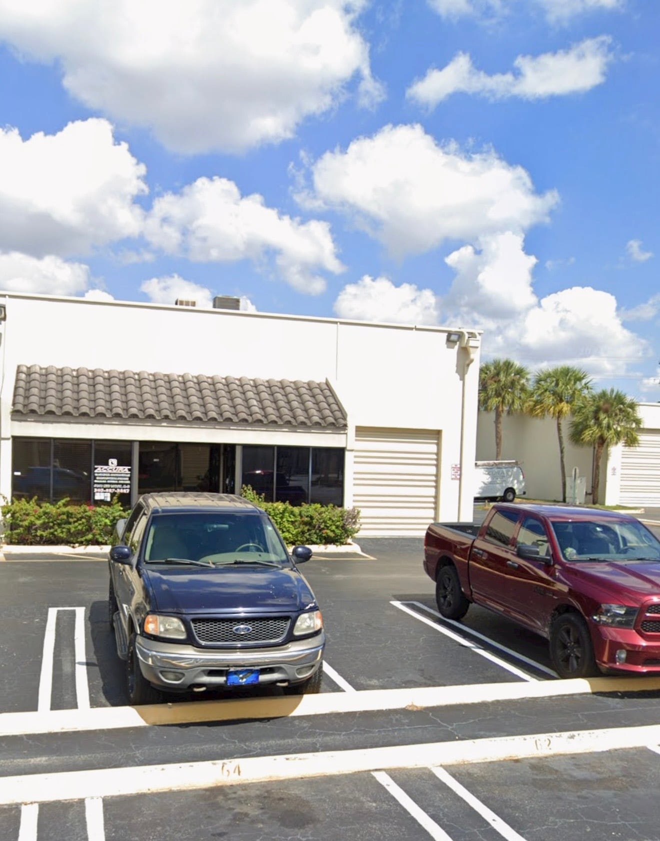 6175 NW 167th St, Hialeah, FL à louer Photo intérieure- Image 1 de 3