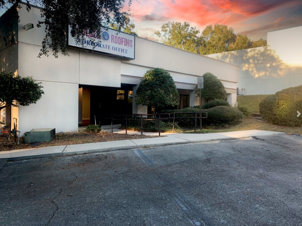 502 Capital Cir SE, Tallahassee, FL for lease Building Photo- Image 1 of 12