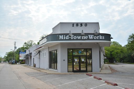 1850-1860 Airport Blvd, Mobile, AL for lease Building Photo- Image 1 of 8