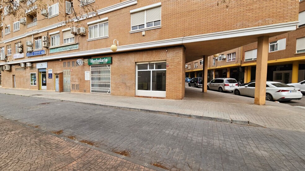 Multifamily in Sagunto, Valencia for sale - Building Photo - Image 1 of 6