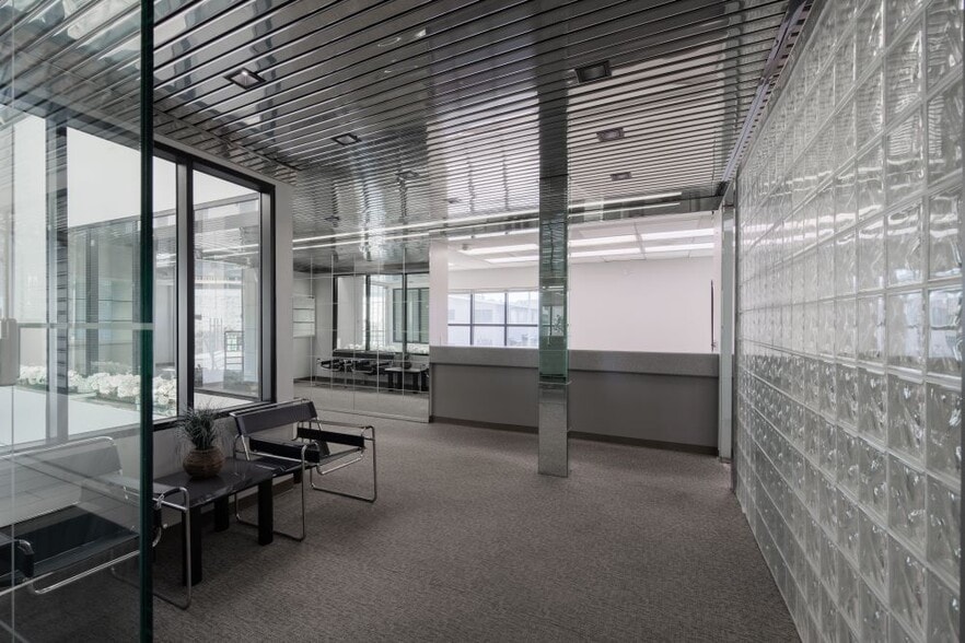 10020 National Blvd, Los Angeles, CA for sale - Building Photo - Image 3 of 9