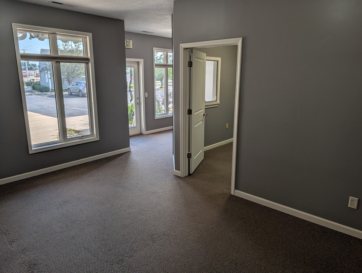 10534-10536 Coldwater Rd, Fort Wayne, IN 46845 - Unité 10534/6 - - Photo intérieure - Image 1 of 13