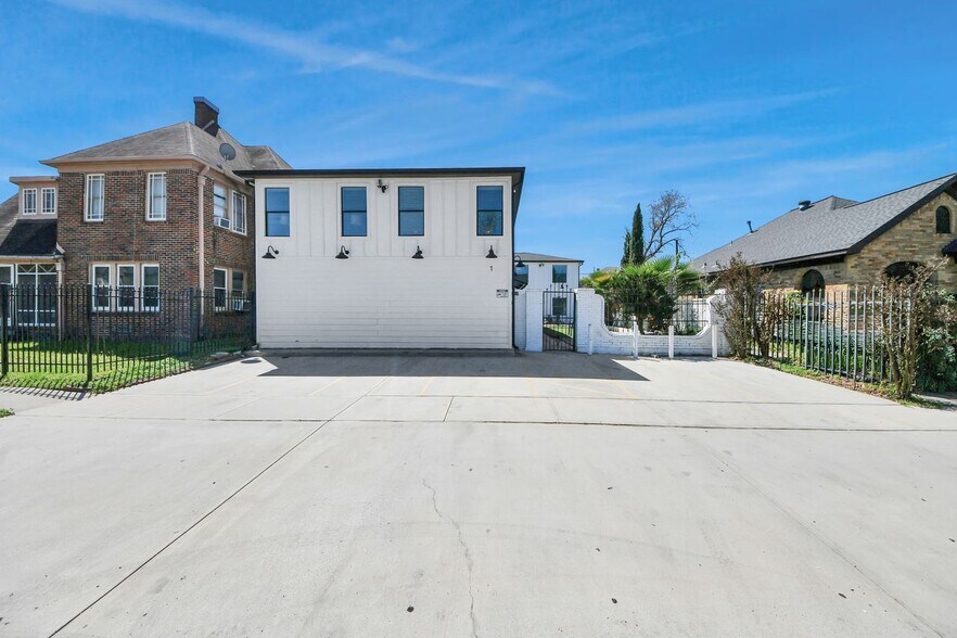 2620 Arbor St, Houston, TX à vendre - Photo du bâtiment - Image 3 de 14