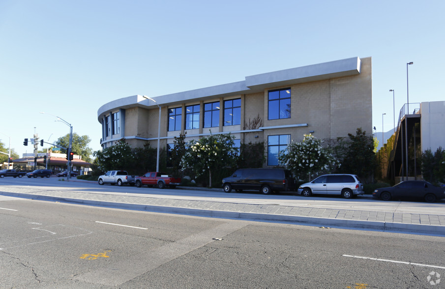 2180 Lincoln Ave, Altadena, CA for lease - Building Photo - Image 3 of 20