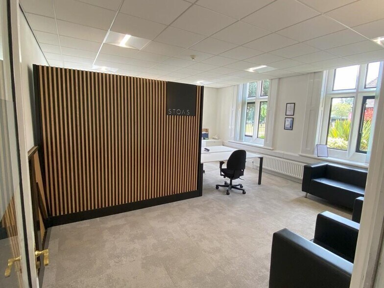 South Dr, Birmingham à vendre - Photo du bâtiment - Image 3 de 6