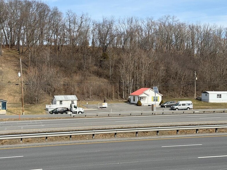 602 E Lee Hwy, Wytheville, VA for sale - Building Photo - Image 1 of 7