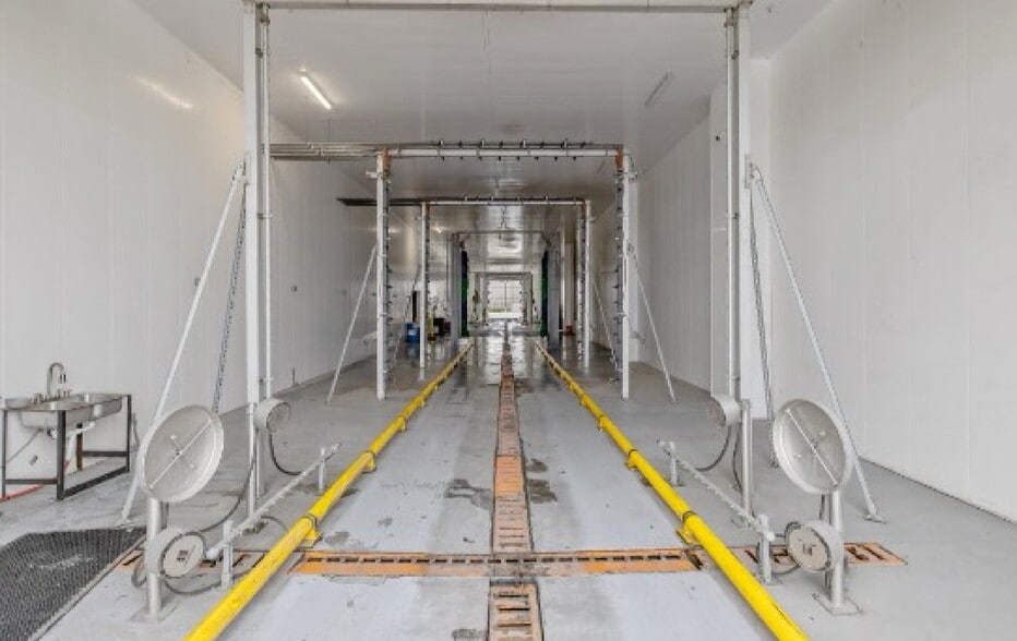 17070 Riviera St, Bakersfield, CA for sale - Building Photo - Image 2 of 2