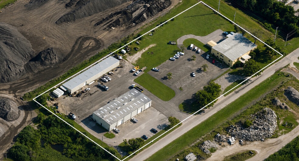 12625 40th St N, Clearwater, FL for lease - Building Photo - Image 1 of 32