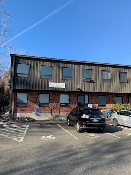 2666 State St, Hamden, CT for sale - Building Photo - Image 1 of 1