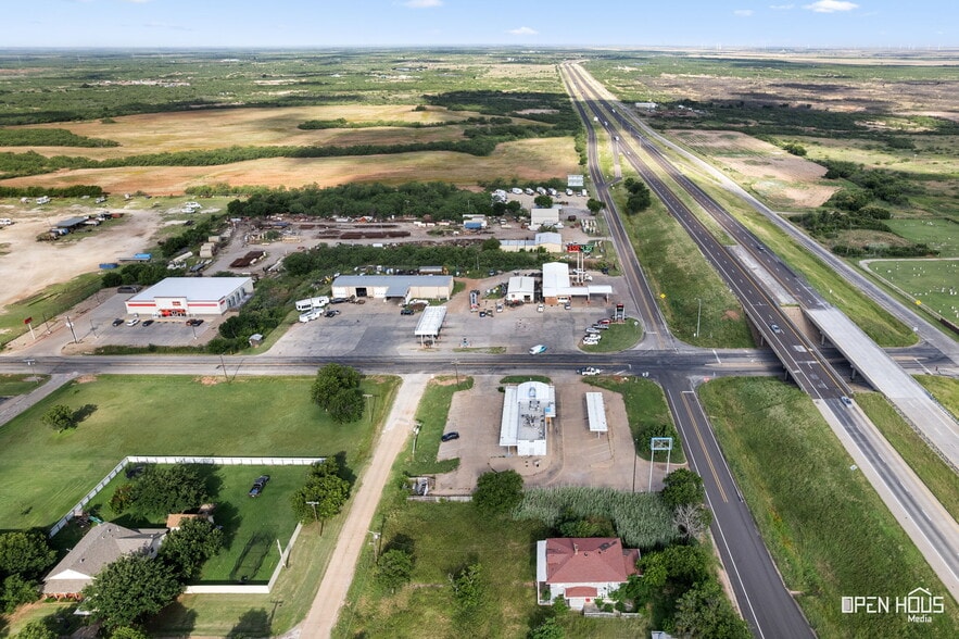 1298 N Bailey St, Electra, TX à vendre - Aérien - Image 2 de 25