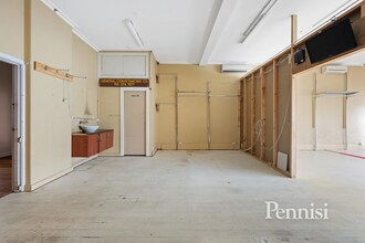 307 Keilor Road, Essendon for lease Interior Photo- Image 2 of 5