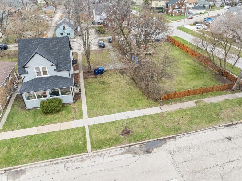 Argonne Dr, North Chicago, IL for sale - Primary Photo - Image 1 of 1