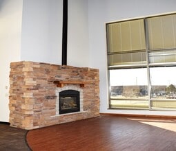 7615 Smetana Ln, Eden Prairie, MN for lease Interior Photo- Image 1 of 3