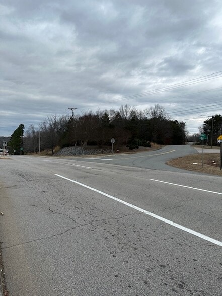 S Main St, Danville, VA for sale - Building Photo - Image 1 of 4