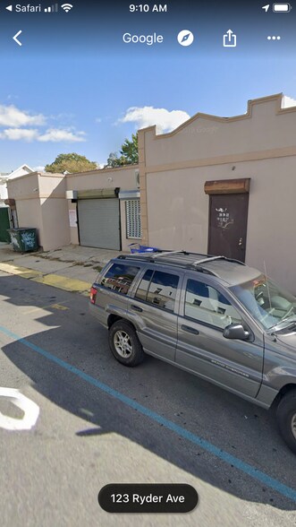 1661 McDonald Ave, Brooklyn, NY à louer - Photo du bâtiment - Image 3 de 12