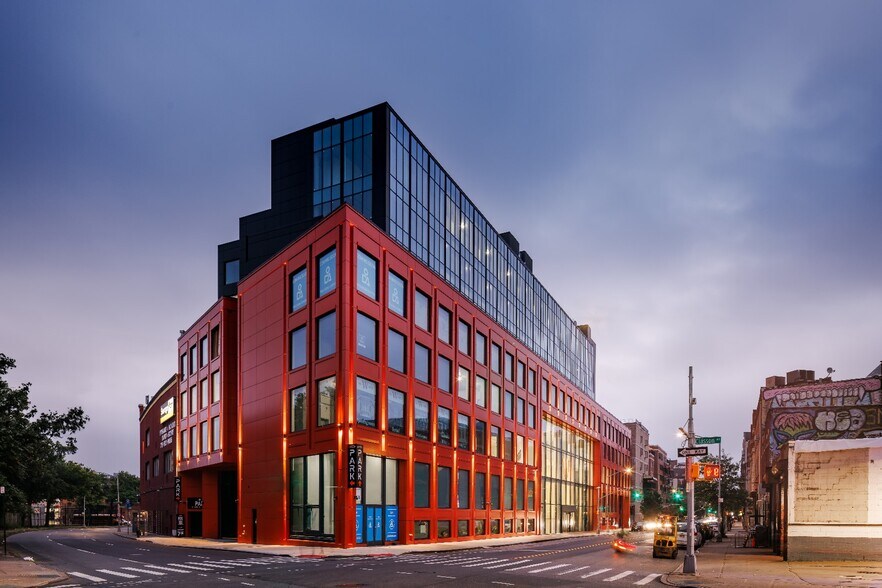 347 Flushing Ave, Brooklyn, NY à louer - Photo du bâtiment - Image 2 de 102