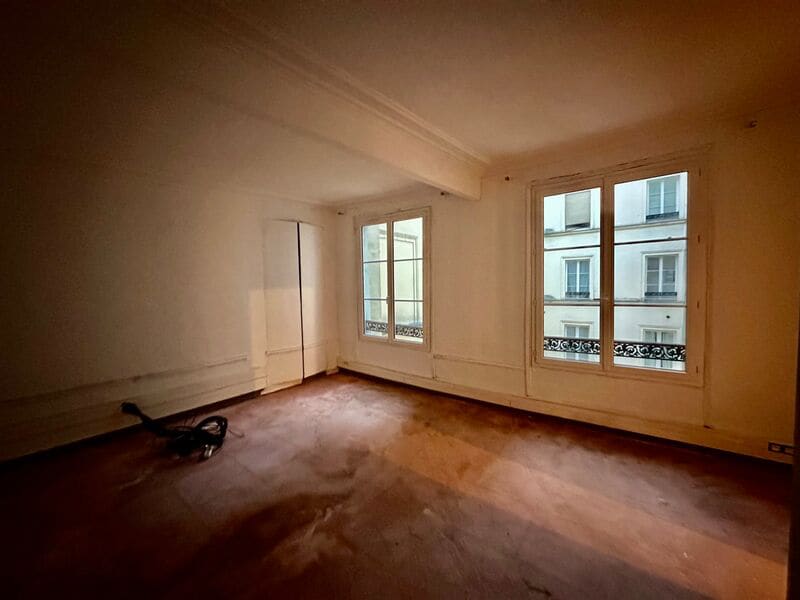 40 Bis Rue Du Faubourg Poissonnière, Paris for lease Interior Photo- Image 1 of 7