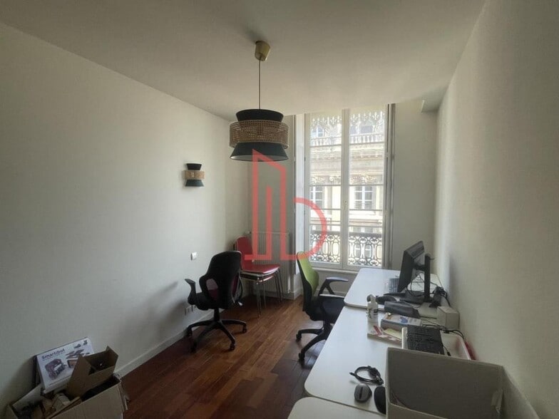 Bureau dans Bordeaux à louer - Photo intérieure - Image 2 de 6