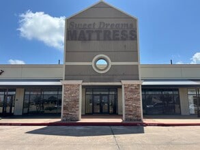 4328-4406 Dowlen Rd, Beaumont, TX for lease Building Photo- Image 1 of 2