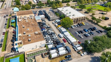 6375 Richmond Ave, Houston, TX à louer Aérien- Image 2 de 2