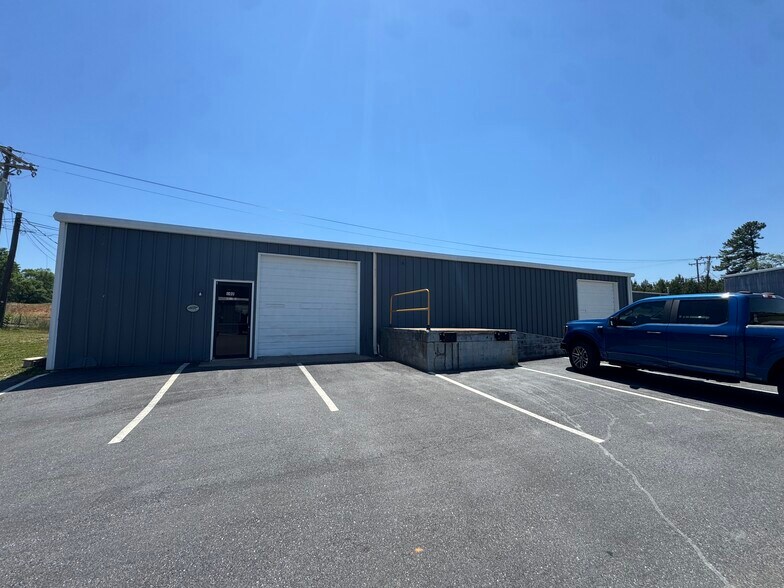 410 Westbrook Ct, Spartanburg, SC à louer - Photo du bâtiment - Image 2 de 10